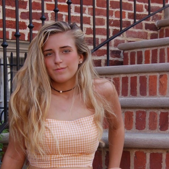 Meet your Posher, Alex - Picture 2 of 2